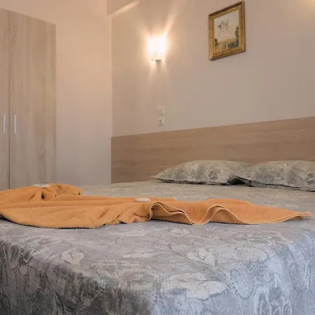 Todorovi Pensión 3*